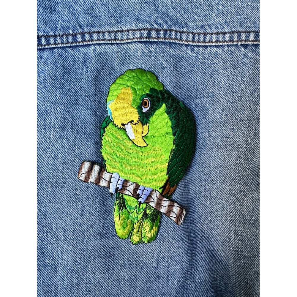 Shy Parrot Bird Iron On Patch Embroidered Applique DIY‎ Crafts Decoration